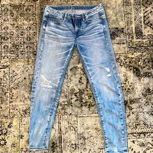 Distressed tapered mid rise GStar boyfriend Jean